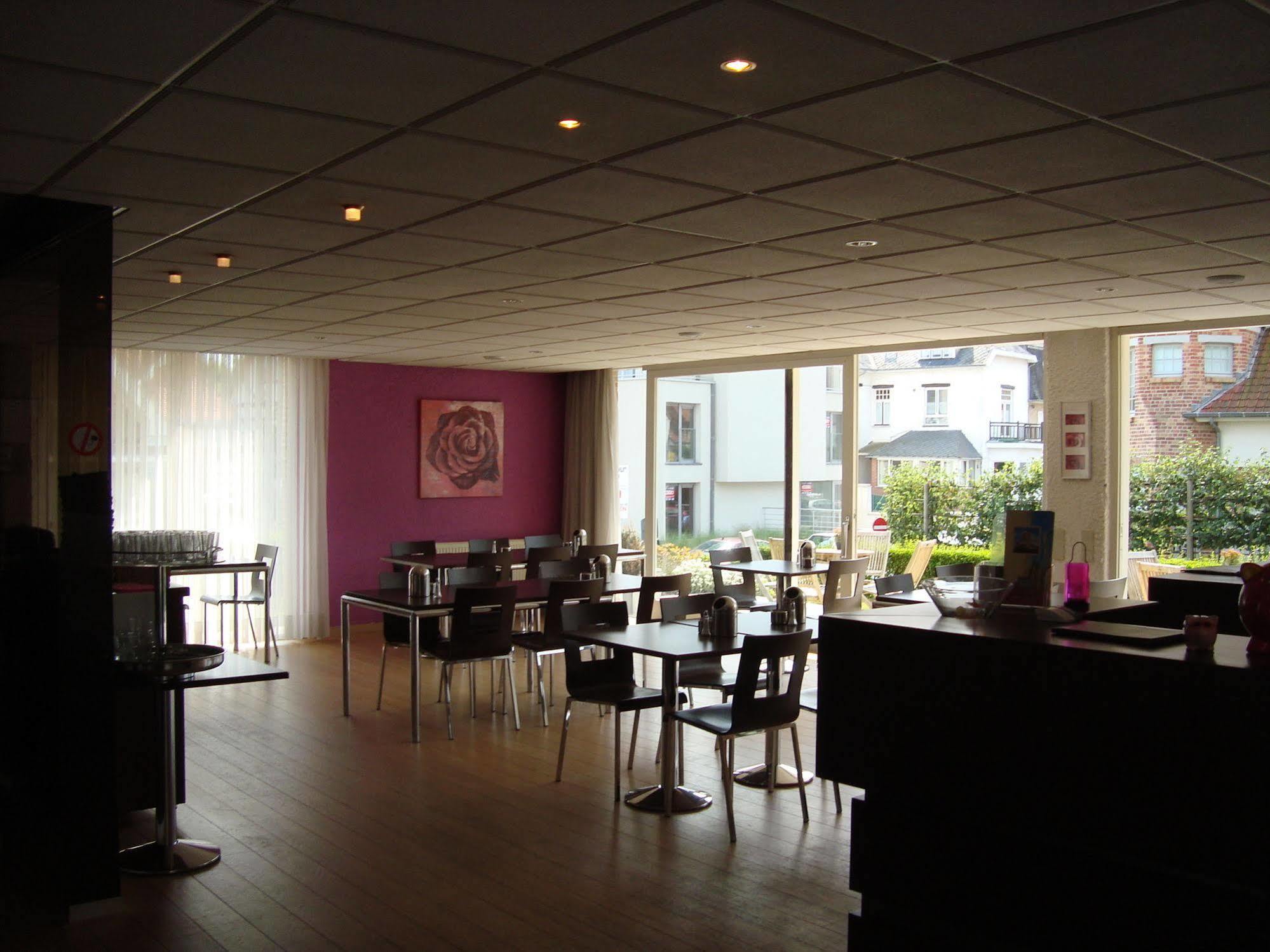 Hotel Maxim De Panne Exterior foto